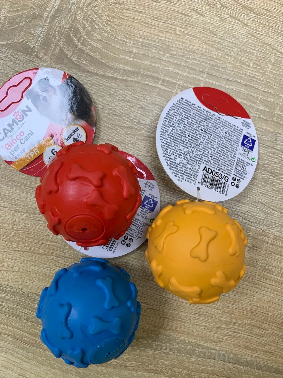 Іграшка для собак Camon М'яч TPR Оссі зі звуком, 4см AD053/G