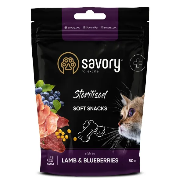 М'які ласощі для котів Savory Sterilised ягня та чорниця 50г 31416