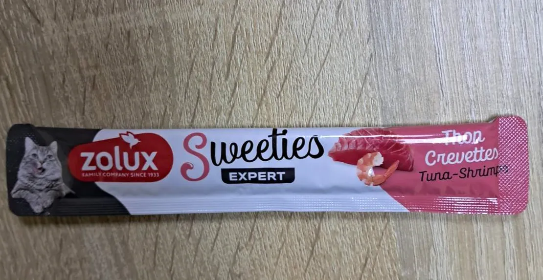 Zolux Sweeties Вершкові ласощі для котів з тунцем та креветками 14г 4849