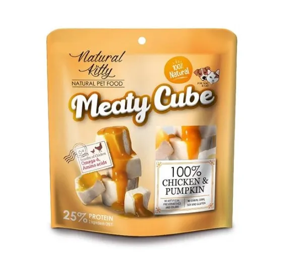 Ласощі для котів/собак Natural Kitty Meaty Cube 100% Chicken&Pumpkin Курка у гарб. соусі 60г SNK21005
