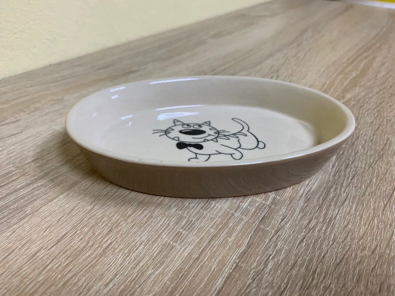 Н 73638 Миска керам. д/кота "Овальна" коричн.-біла 17*11*2,5см
