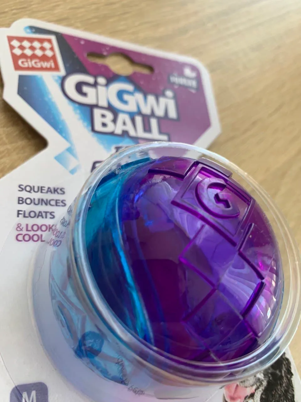 6297 Іграшка для собак М'яч GiGwi Ball with Squeaker purple/blue,M