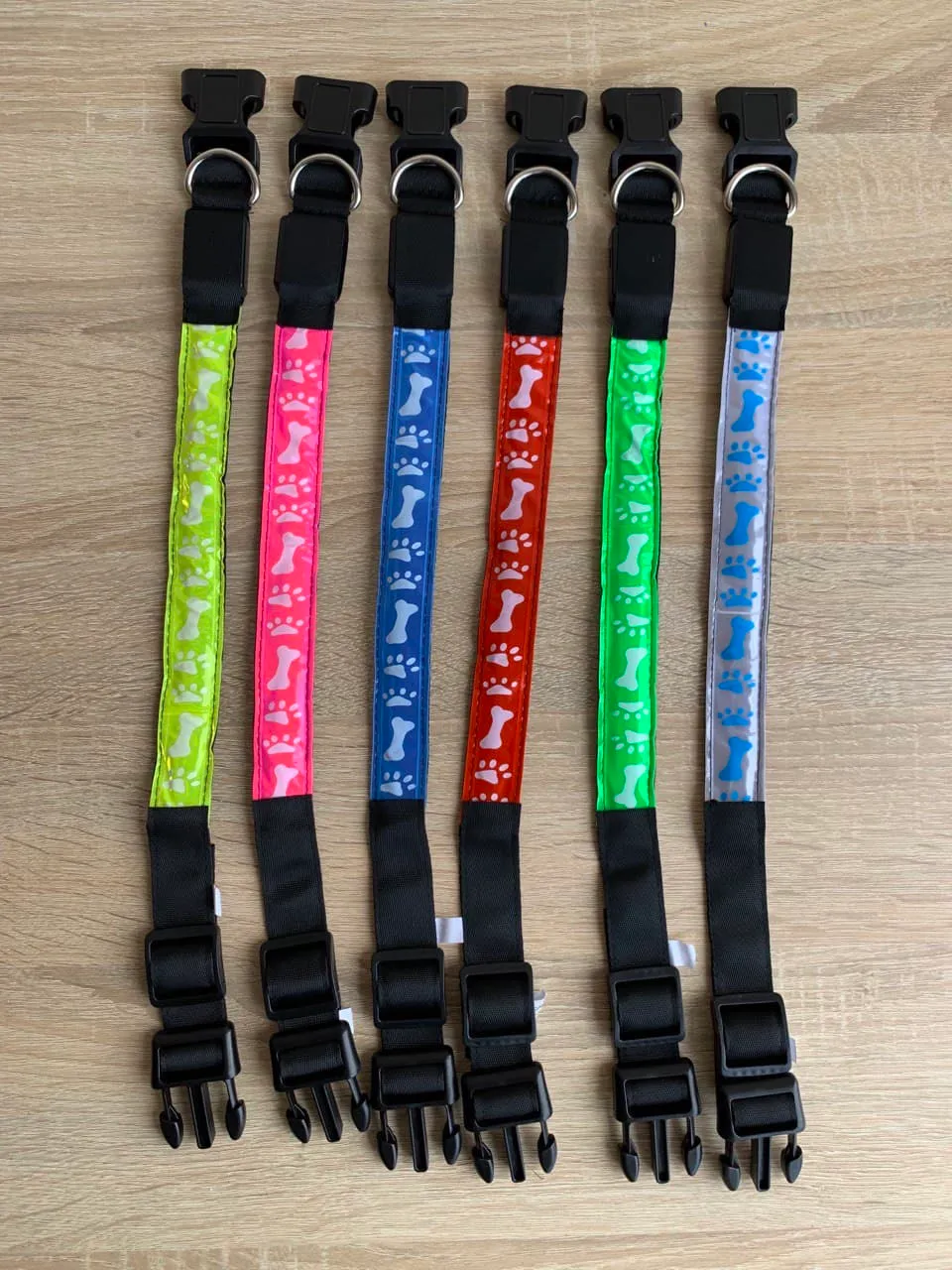 Нашийник LED плівка КІСТОЧКА M (2,5см/40-48см)