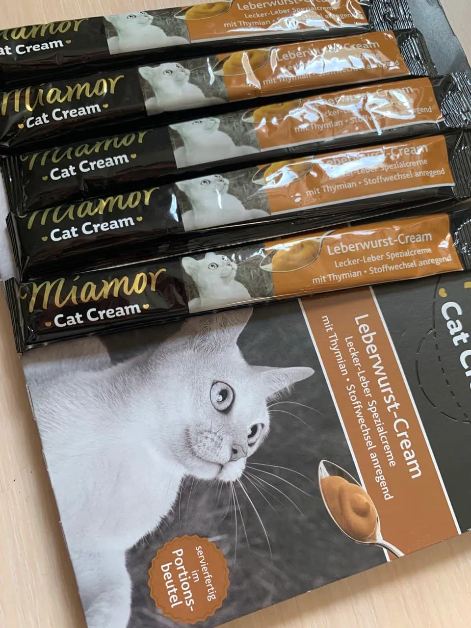 743039 Печінкова паста-крем для котів Miamor Leberwurst-Cream