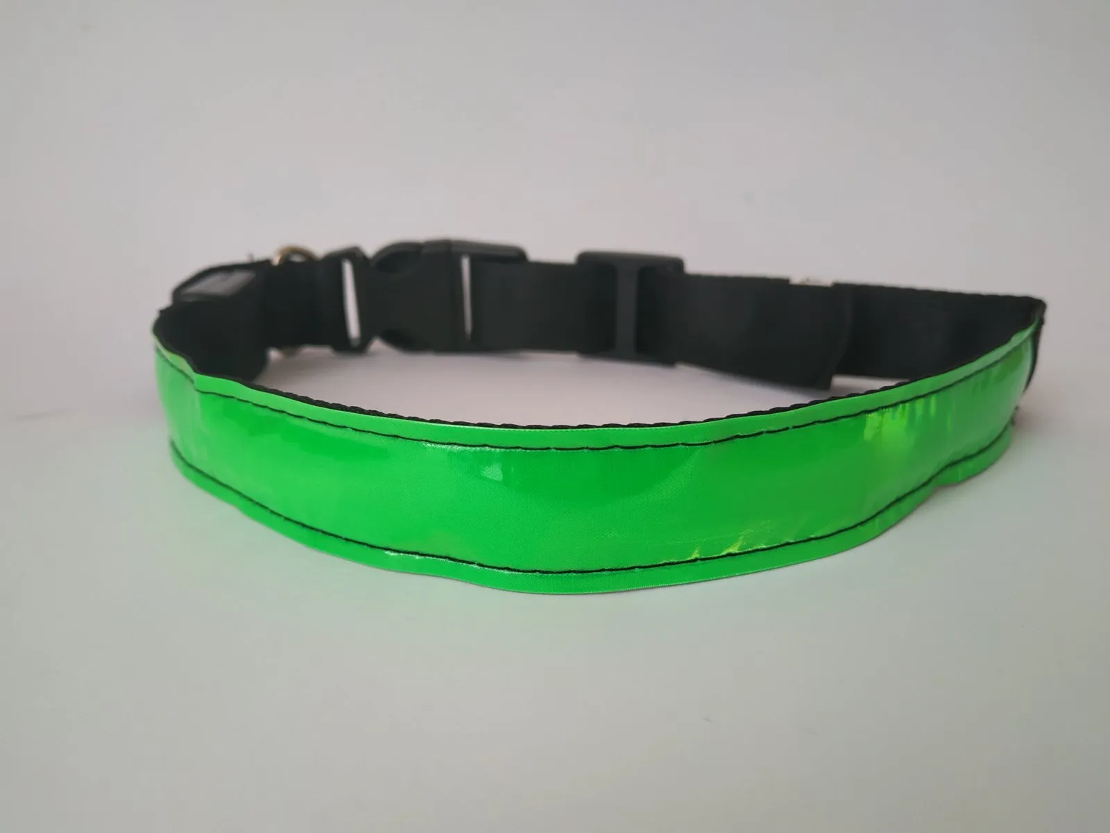Нашийник LED плівка однотонний L (шир 2,5см, 45-52см)