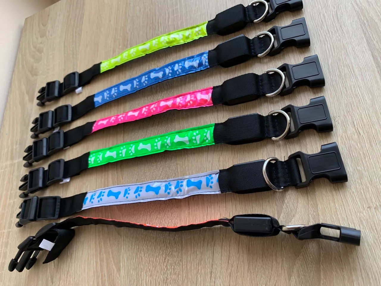 Нашийник LED плівка КІСТОЧКА S (2,5см/35-43см)
