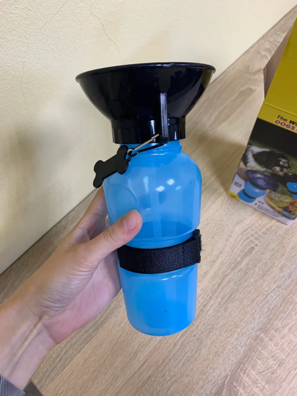Дорожня поїлка Pet Bottle 500мл з тарілкою, колір в асорт.