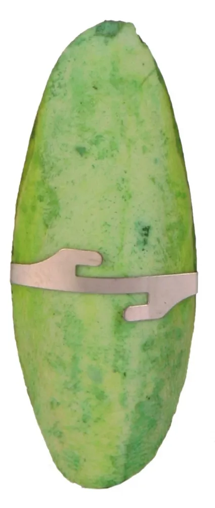 Trixie Cuttle Fish Bone сепія для птахів з тримачем (асорті), 12 см