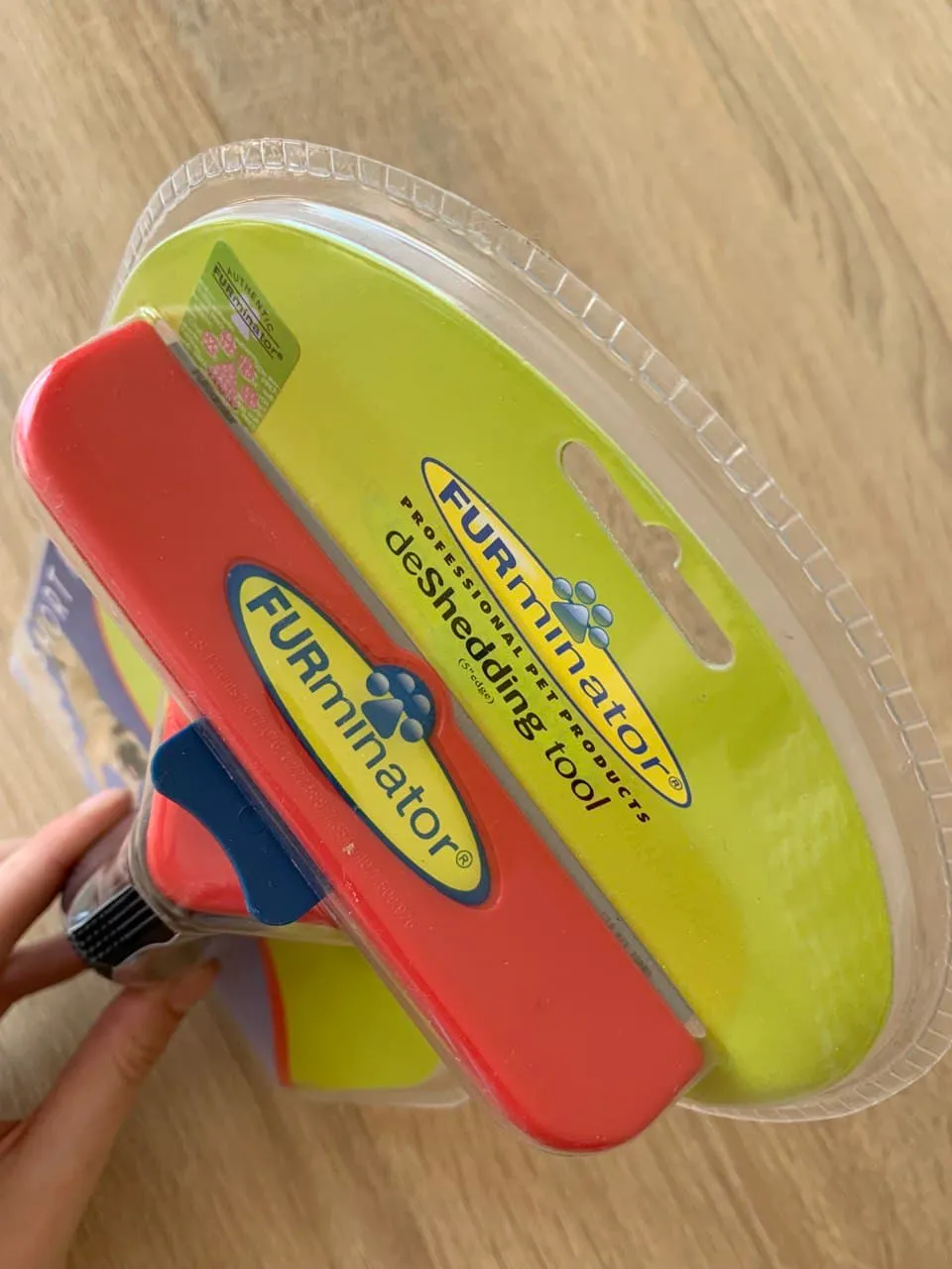 FURminator 125*5mm з кнопкою для соб. коротк. шерсть червоний DeShedding Tool