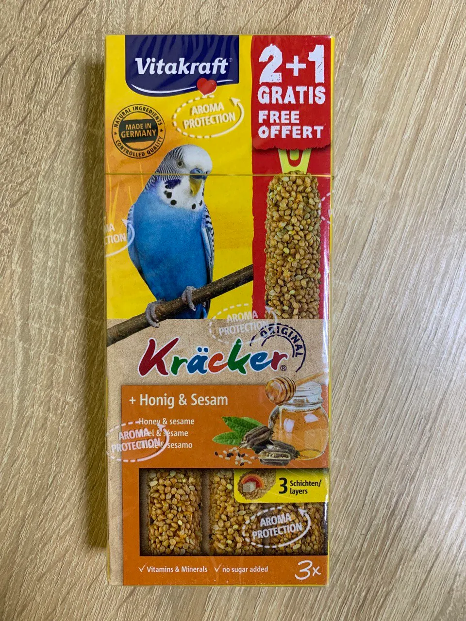 Ласощі для птахів Vitakraft Kracker Мед та кунжут 2+1 90г