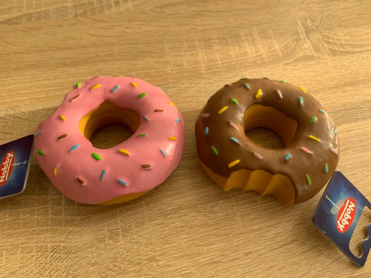 Н 61570 Іграшка латекс Donut "Dessert" 10см із полуничним або шоколад. запахом