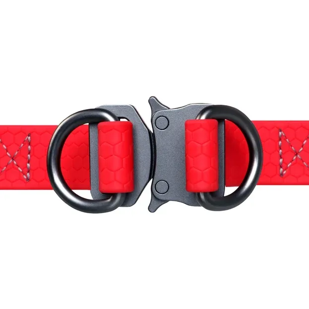 27633 Шлея WAUDOG Waterproof водостійка, з QR паспортом, метал. фастекс XS Ш 15мм Д 30-39см червона