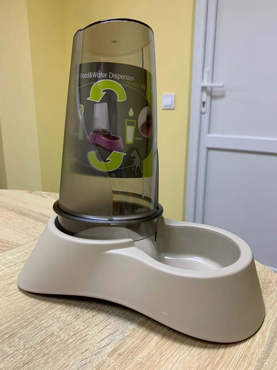 Диспенсер ACQUA NUVOLA для корму або води 1,5л (беж-син)