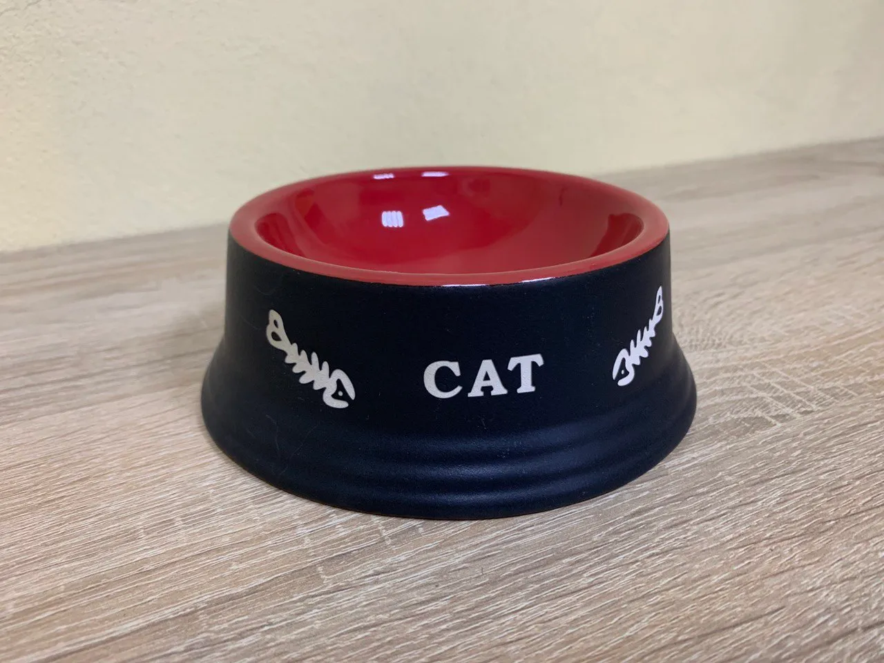 Н 73386 Миска керам. д/кота CAT чорно-червона 14*4.8см