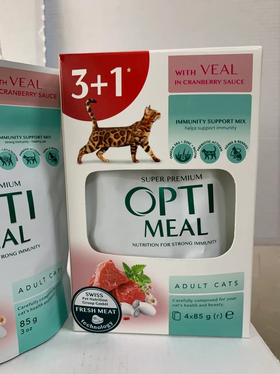 Optimeal+ пауч 85г для котів телятина в жур. соусі (3+1)