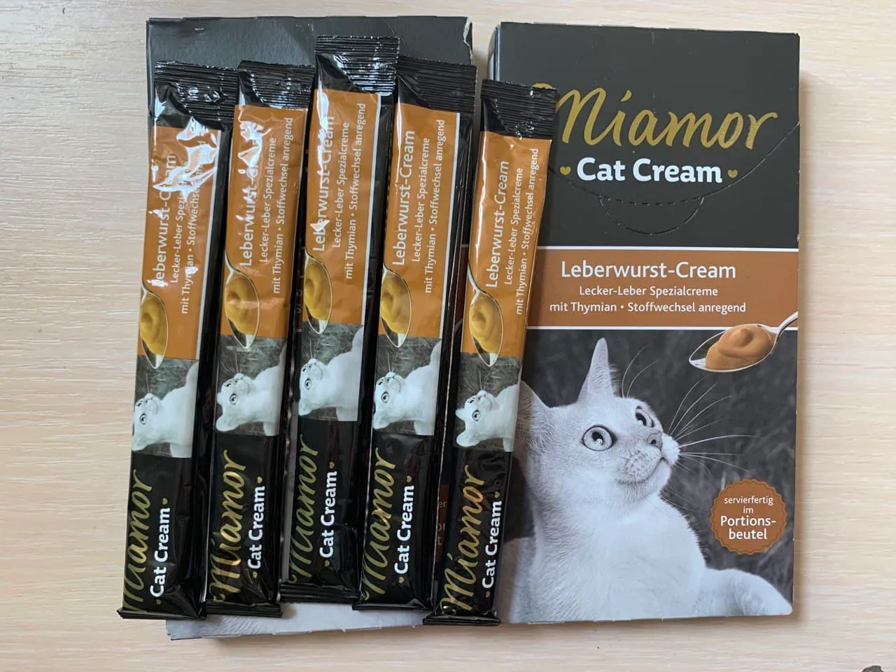 743039 Печінкова паста-крем для котів Miamor Leberwurst-Cream