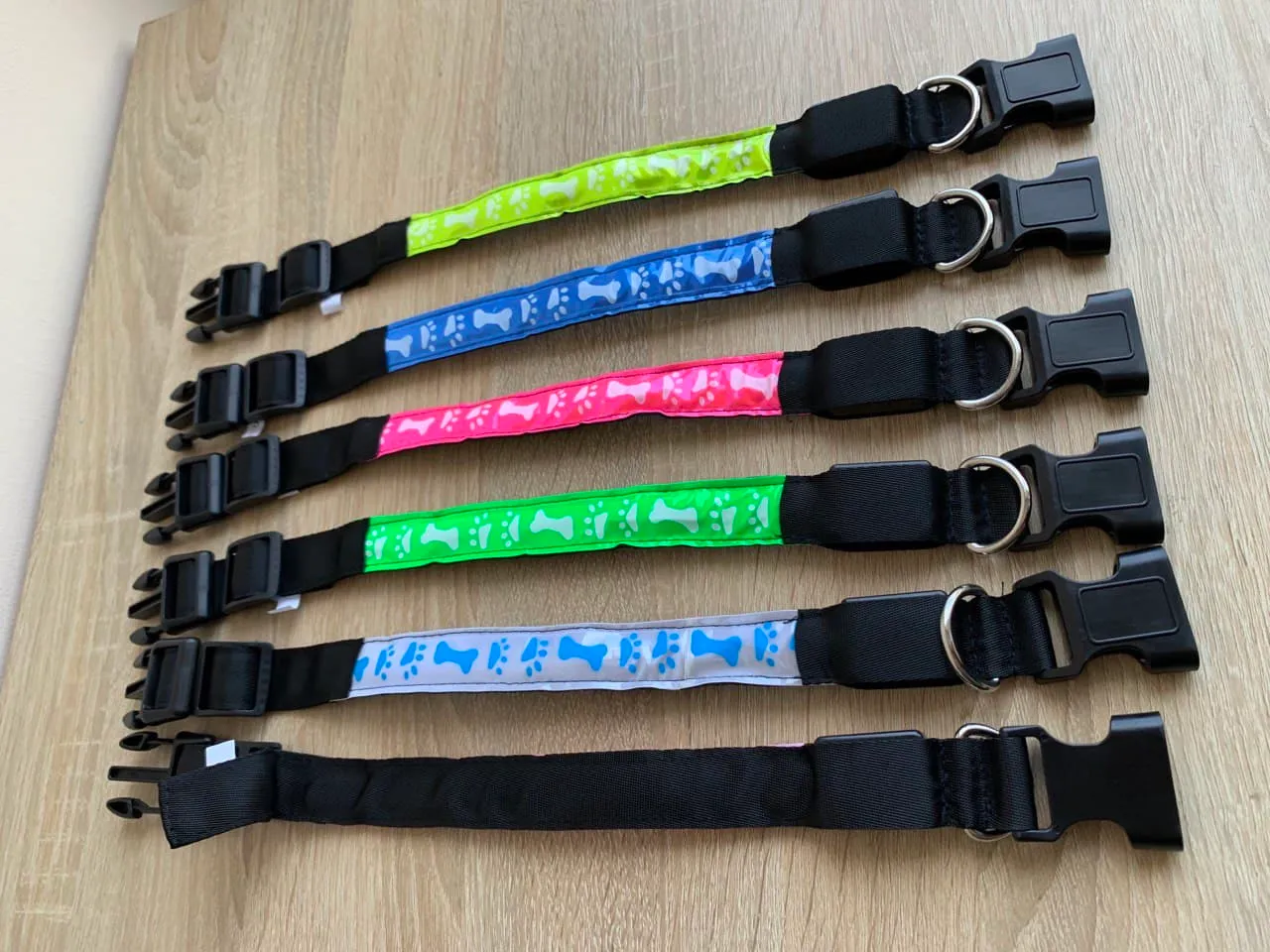 Нашийник LED плівка КІСТОЧКА S (2,5см/35-43см)