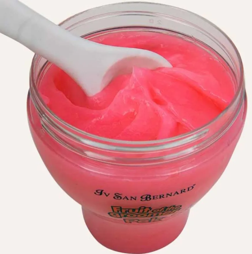 Маска Iv San Bernard Black Cherry для короткої шерсті з протеїнами шовку та чорною вишнею 250мл
